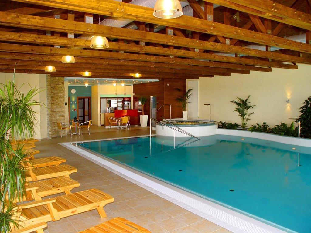 Wellness Hotel Happy Star Hnanice  Exterior foto